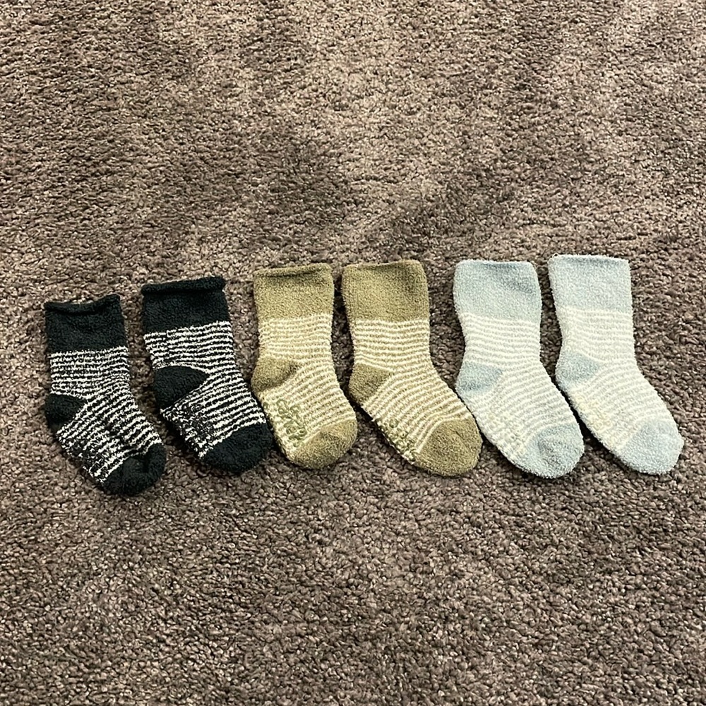 💫bundle of 3💫 newborn carters fuzzy socks